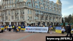 Перед началом митинга 24 февраля