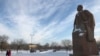 Kazakhstan – The Lenin monument moved from the center of Karaganda to the square, behind the Cinema named after Lenin. This place is visited by foreigners who come to the city.