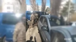 В Крыму силовики задержали активиста Беляла Адилова (видео)