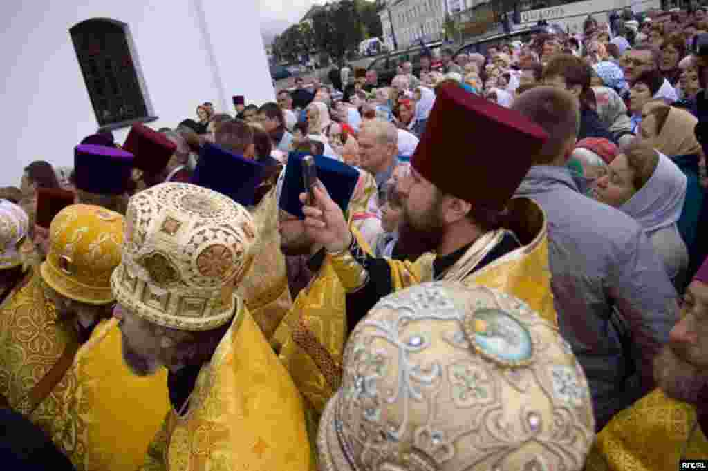 Патрыярх Маскоўскі і Ўсяе Русі Кірыл 25 верасьня прыбыў у Беларусь з чатырохдзённым візытам