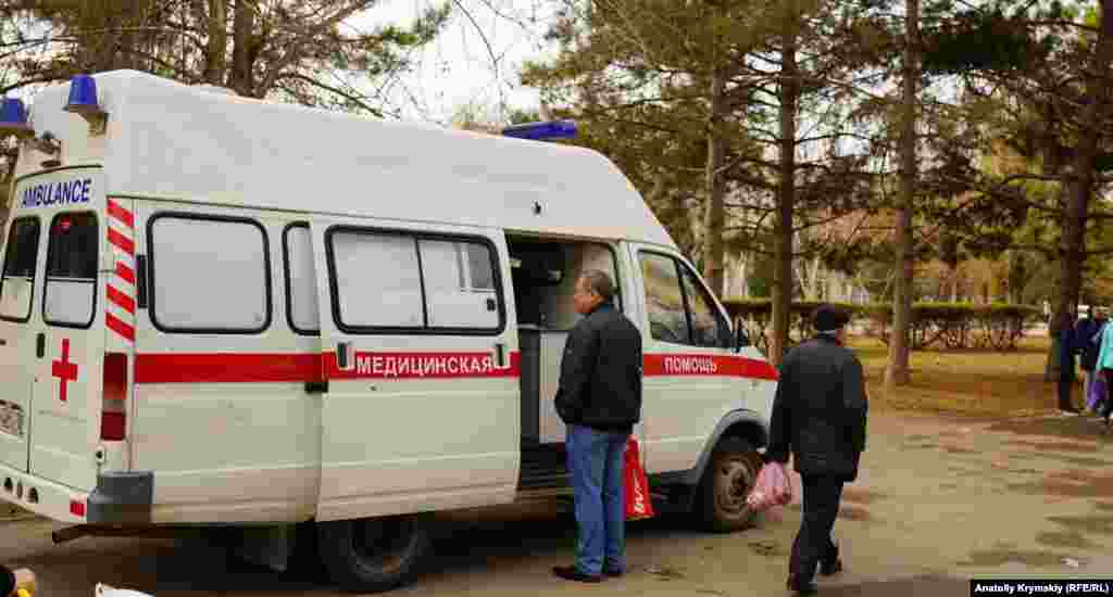 В центре города всем желающим медики предлагали сделать бесплатную прививку от гриппа